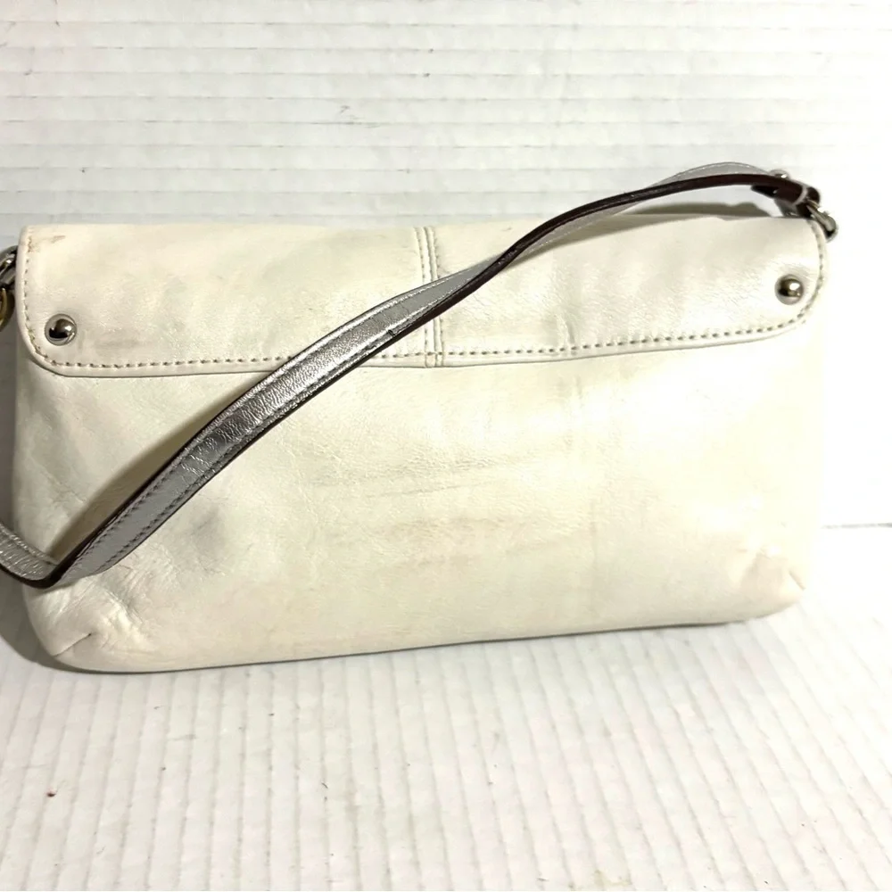 Coach vintage Cream and Silver shoulder Clutch